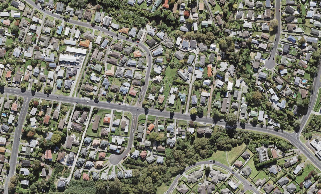 5/106 Triangle Road, Massey, Auckland - Carousel 1