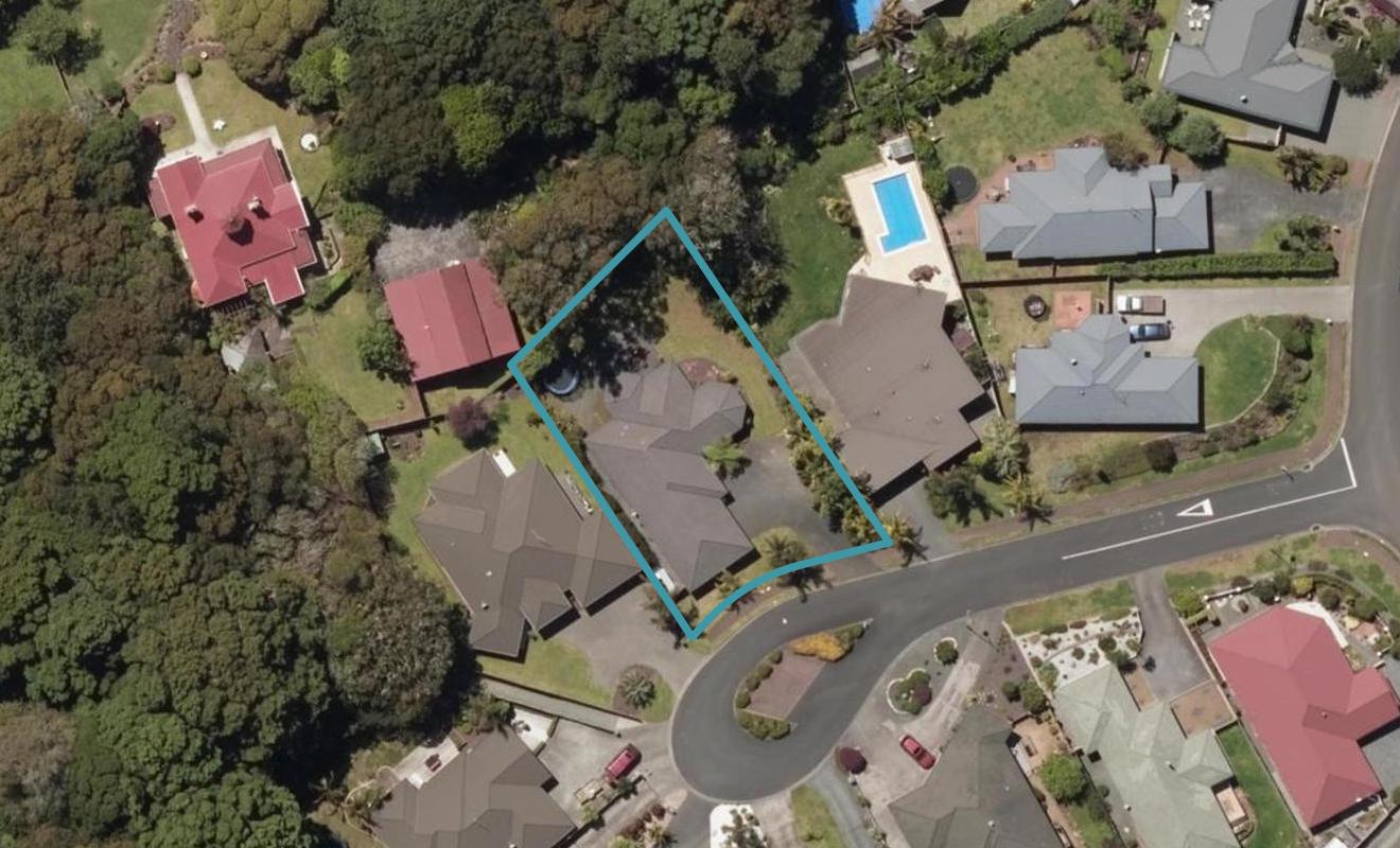 6 Sequoia Place, Kamo, Whangarei - Carousel 1