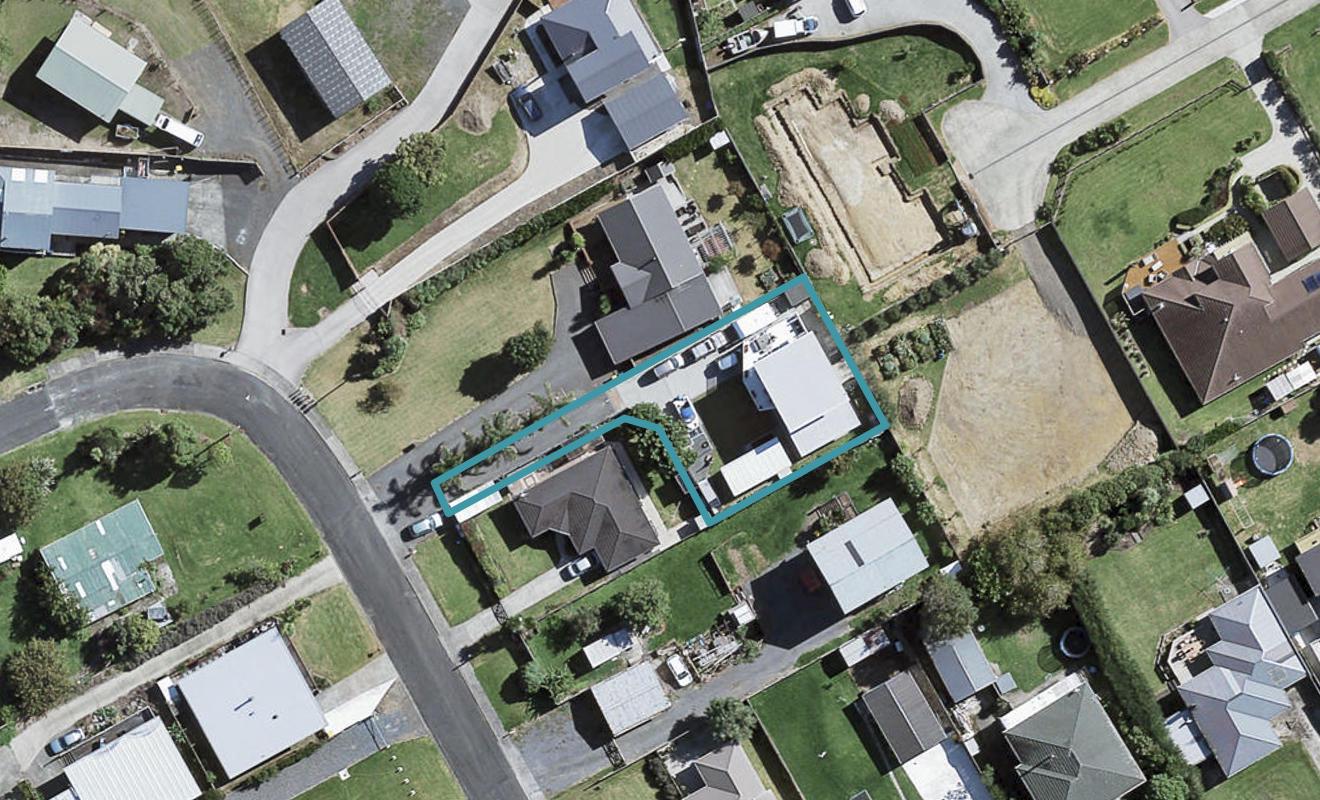8 Keven Road, Pukekohe - Carousel 1