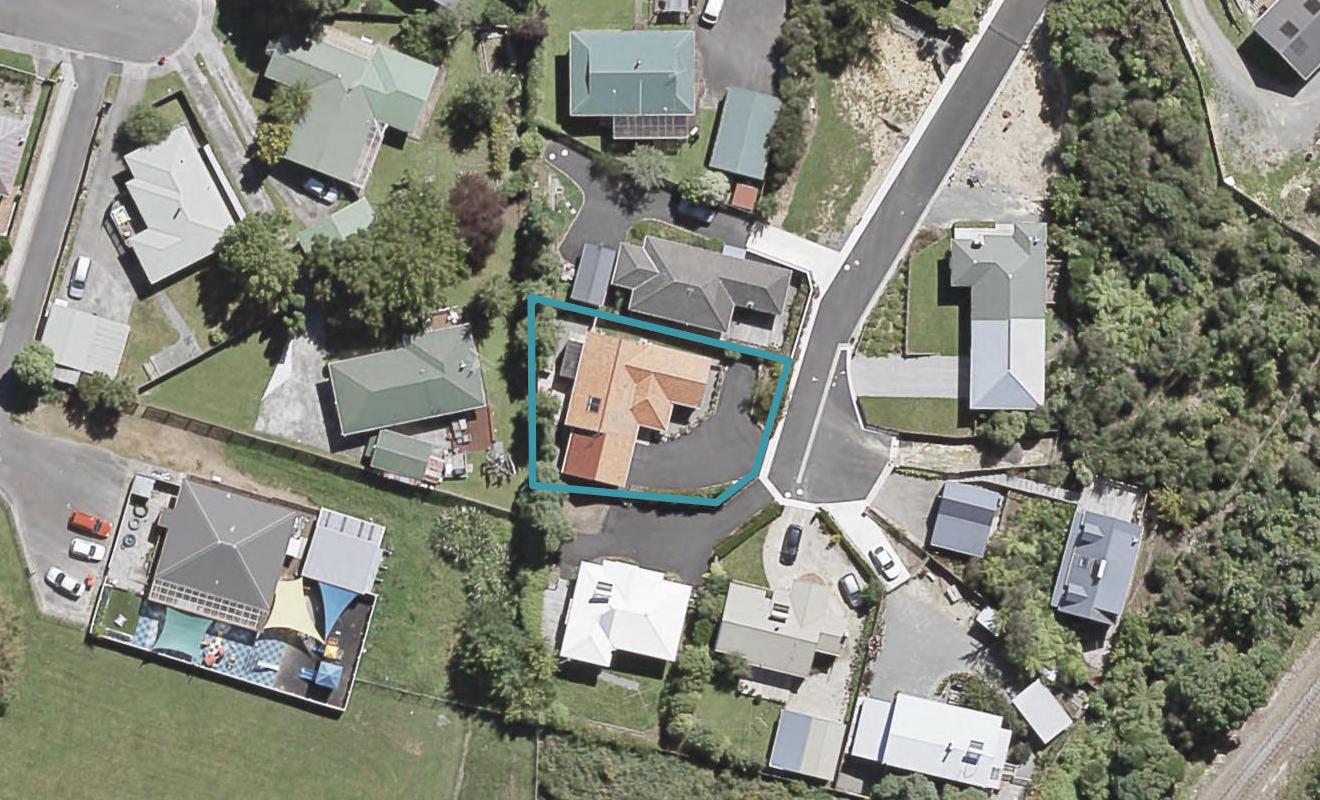72 Moeraki Road, Maoribank, Upper Hutt - Carousel 1