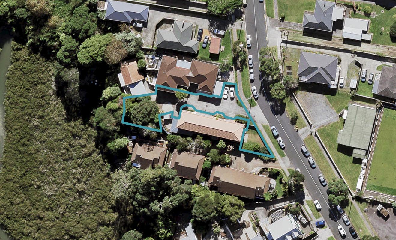 22C Reid Road, New Lynn, Auckland - Carousel 1