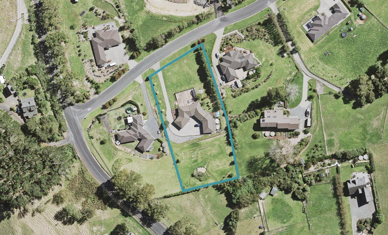 9 Judge Richardson Drive, Papakura - Carousel 1