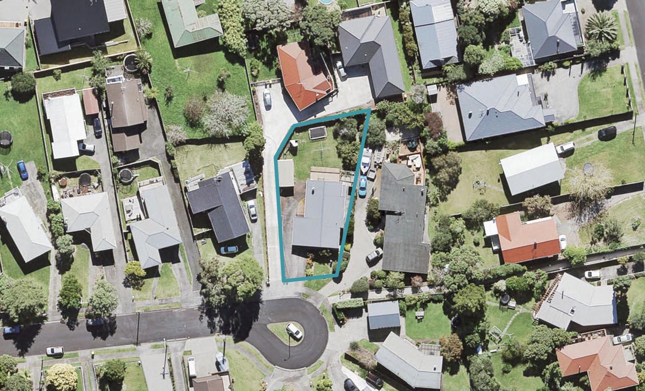 16 Hepper Street, New Lynn, Auckland - Carousel 1