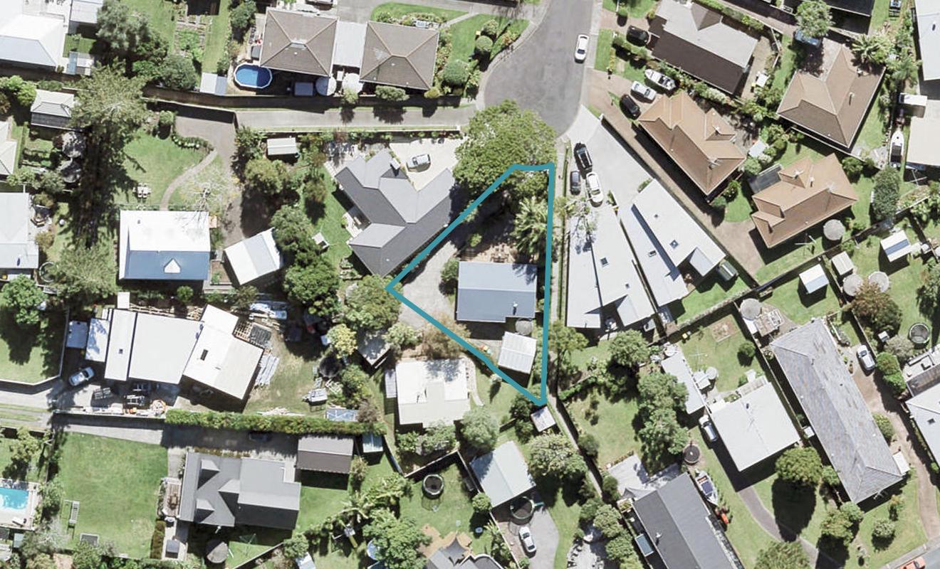 1/27 Motuora Road, Manly, Whangaparaoa - Carousel 1