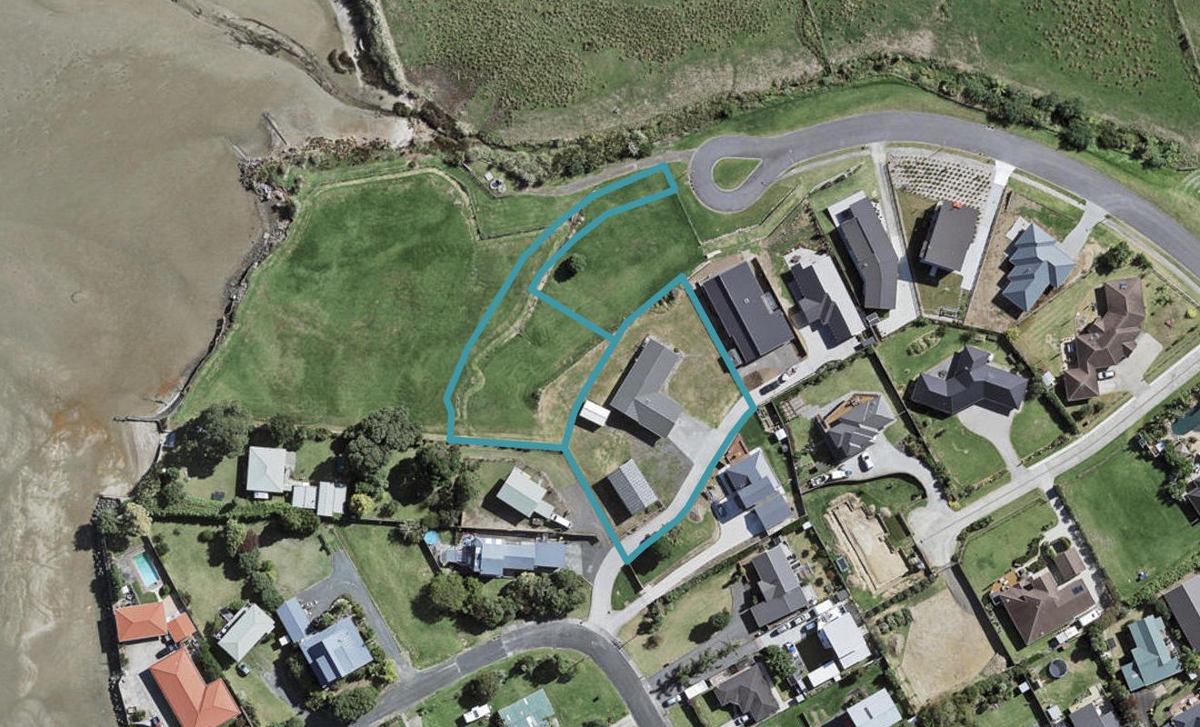 12 Keven Road, Pukekohe - Carousel 1