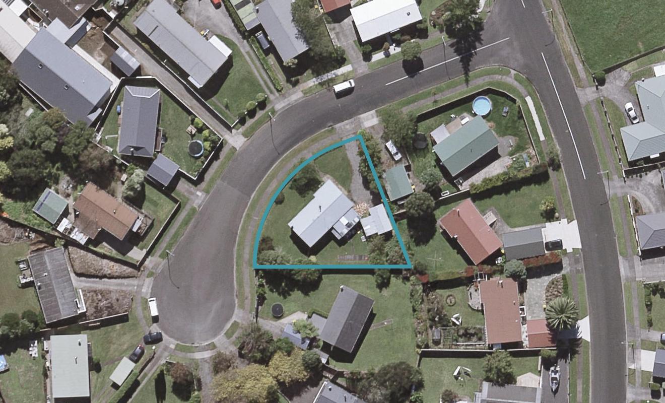 5 Wicklow Place, Bell Block, New Plymouth - Carousel 1