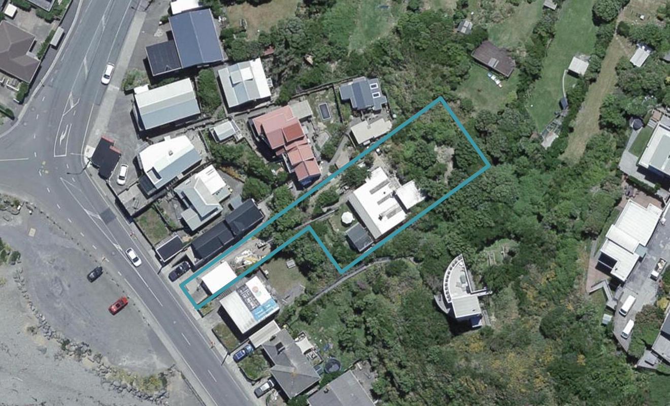 46 Owhiro Bay Parade, Owhiro Bay, Wellington - Carousel 1