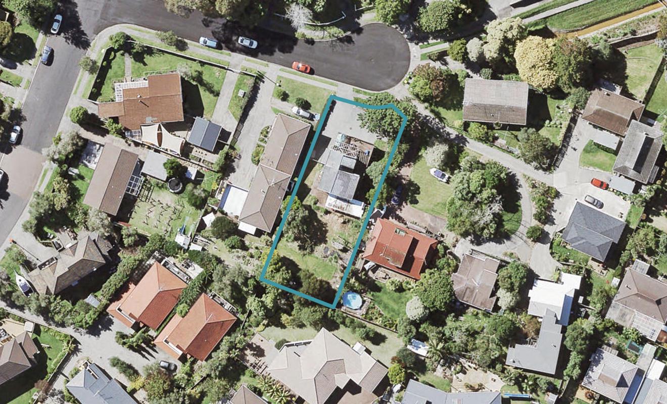 6 Celina Place, Browns Bay, Auckland - Carousel 1