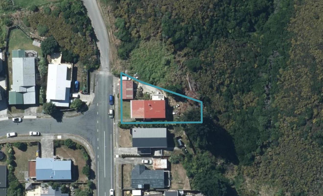 154 Gloaming Hill, Titahi Bay, Porirua - Carousel 1