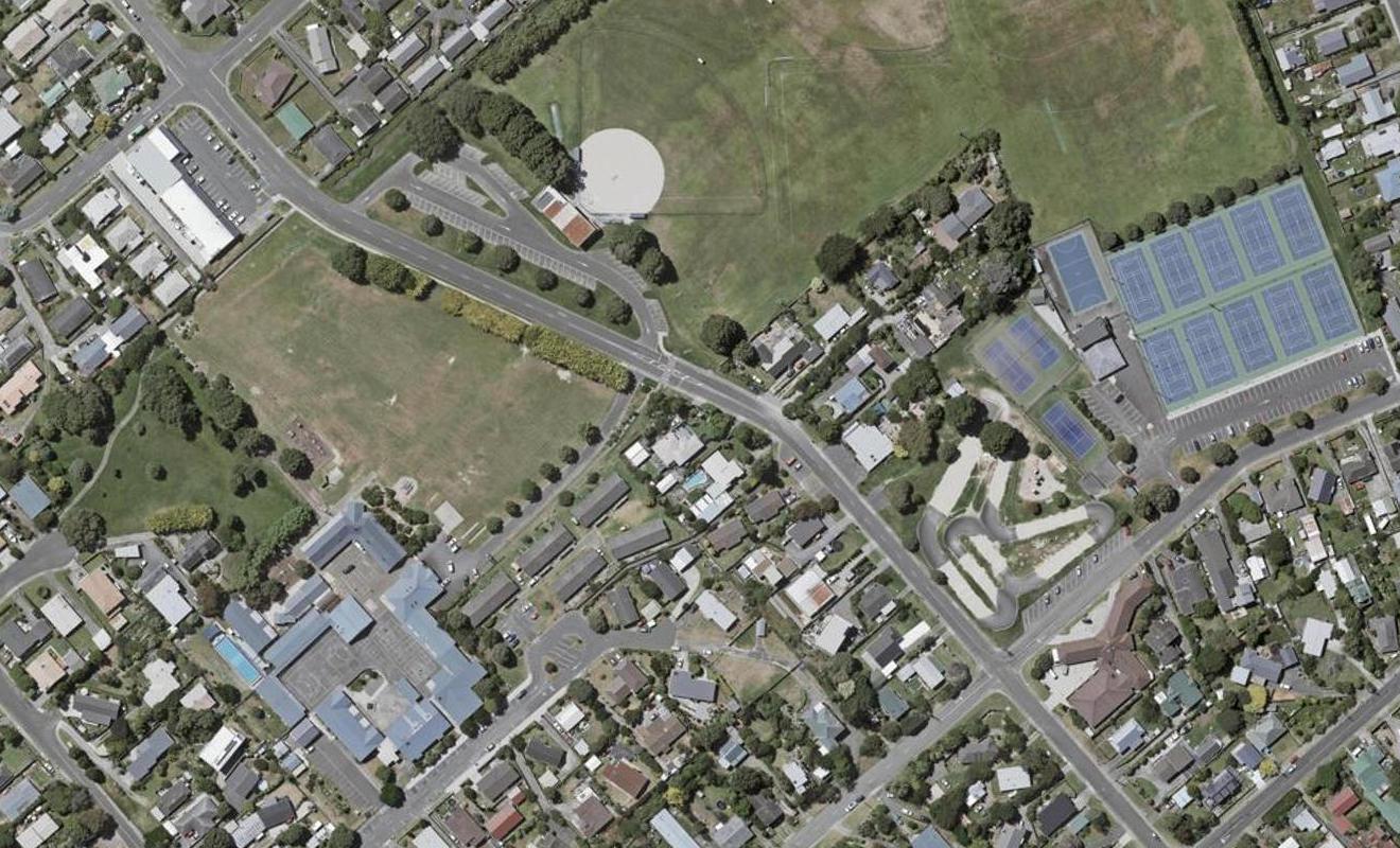 14 Donovan Road, Paraparaumu Beach, Paraparaumu - Carousel 1