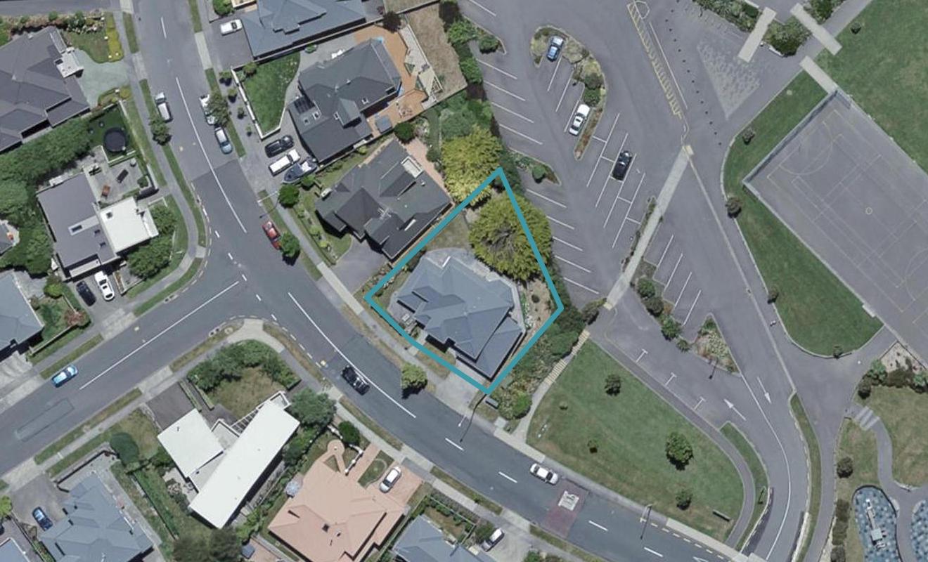 50 Amesbury Drive, Churton Park, Wellington - Carousel 1