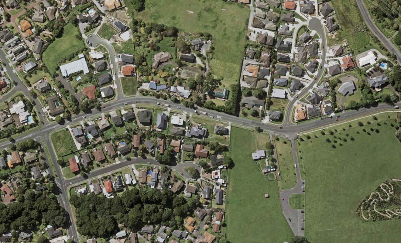 135 Redoubt Road, Goodwood Heights, Auckland - Carousel 1
