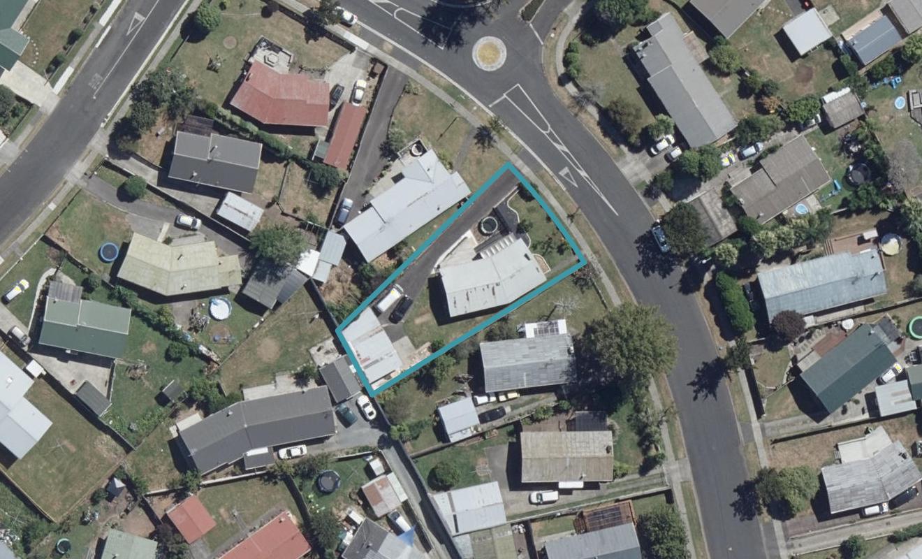 25 Rhonda Avenue, Deanwell, Hamilton - Carousel 1