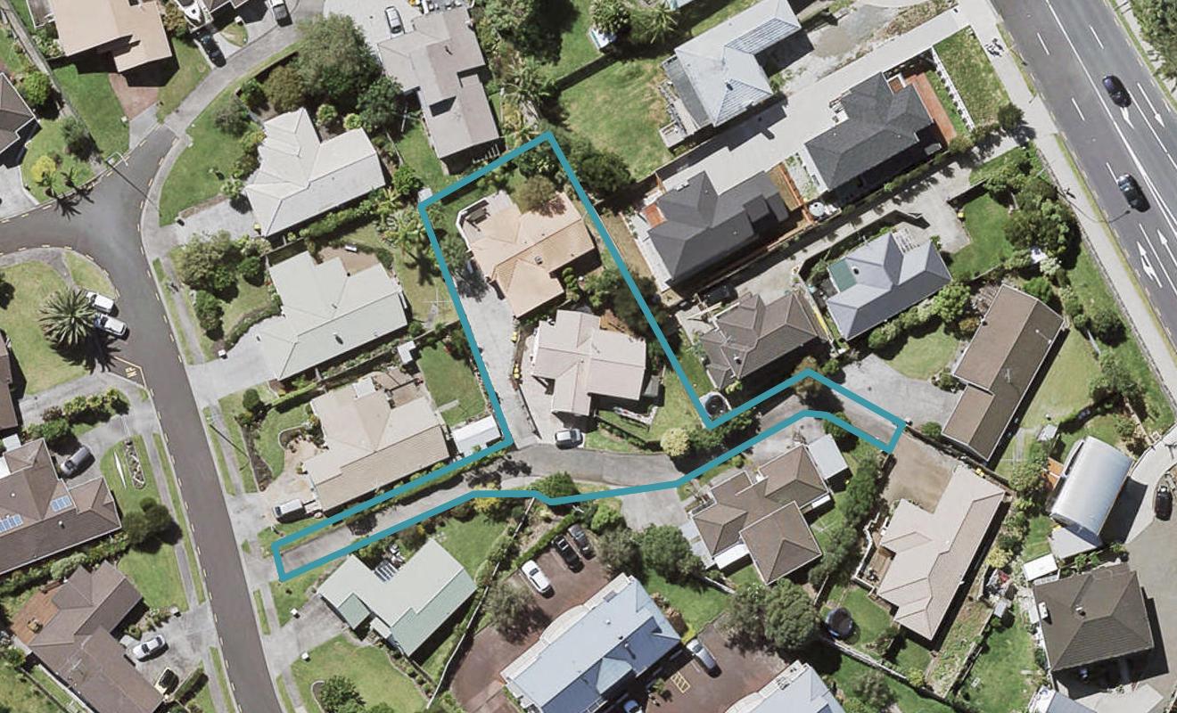 1/11 Mercury Lane, Windsor Park, Auckland - Carousel 1