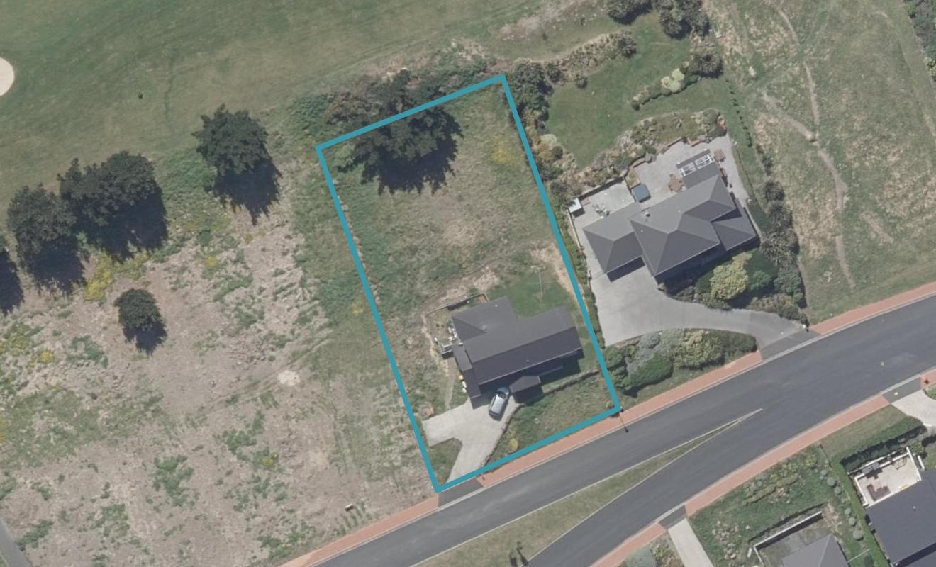 20 Highgrove, Saint Clair, Dunedin - Carousel 1
