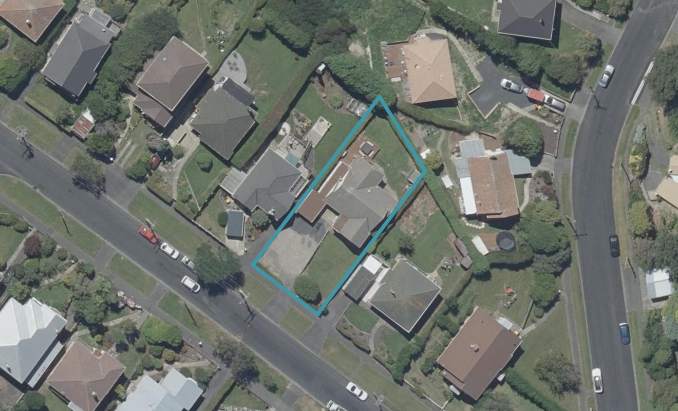 98 Lynn Street, Wakari, Dunedin - Carousel 1