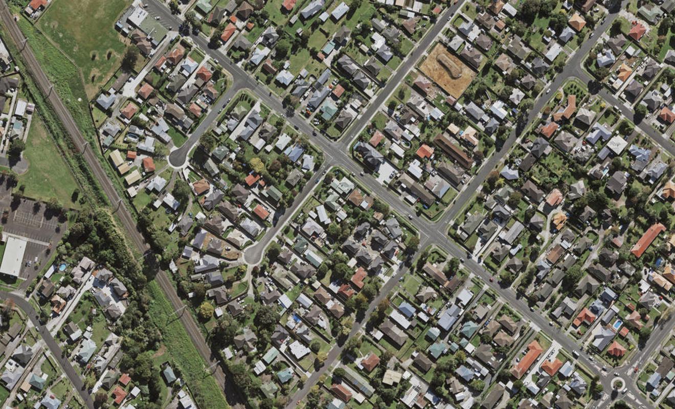 4C Barrie Avenue, Papatoetoe, Auckland - Carousel 1