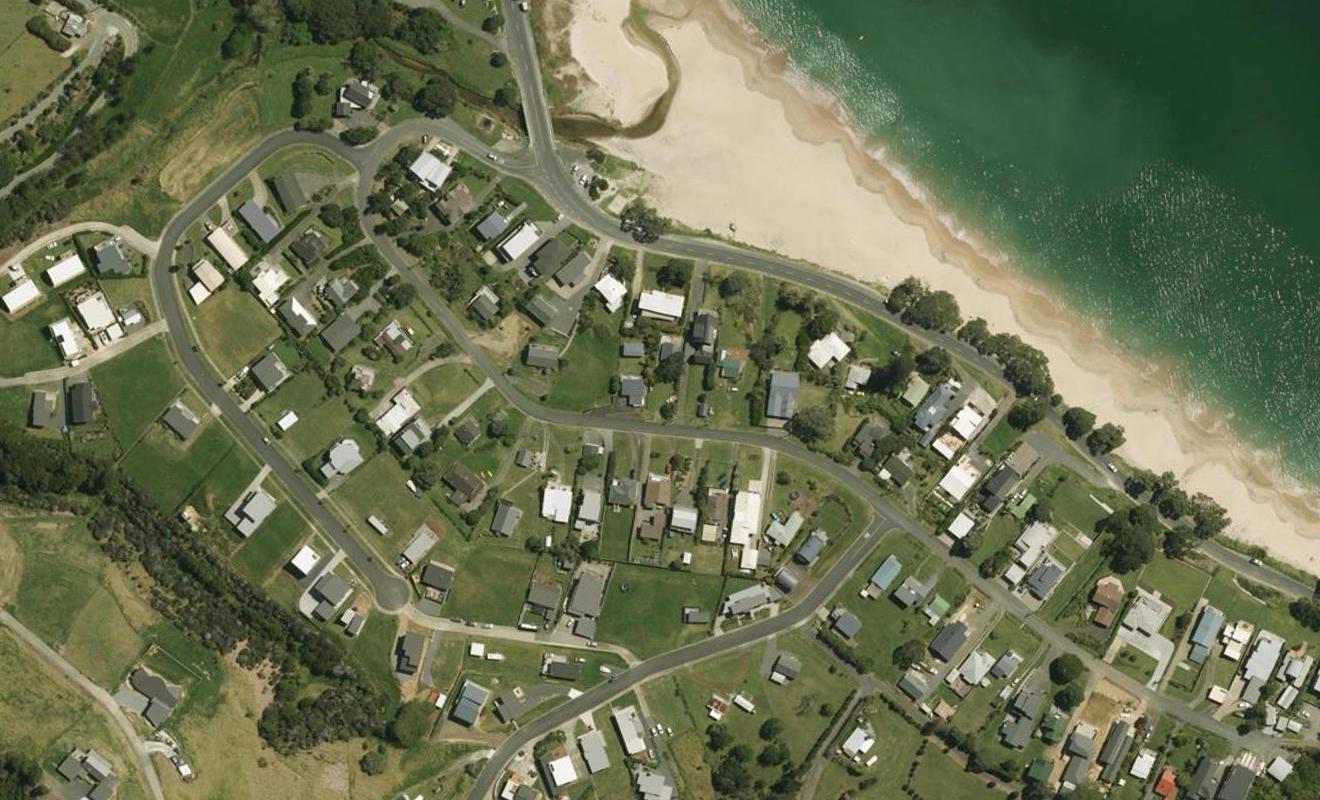 25 Wairahi Road, Langs Beach, Waipu - Carousel 1