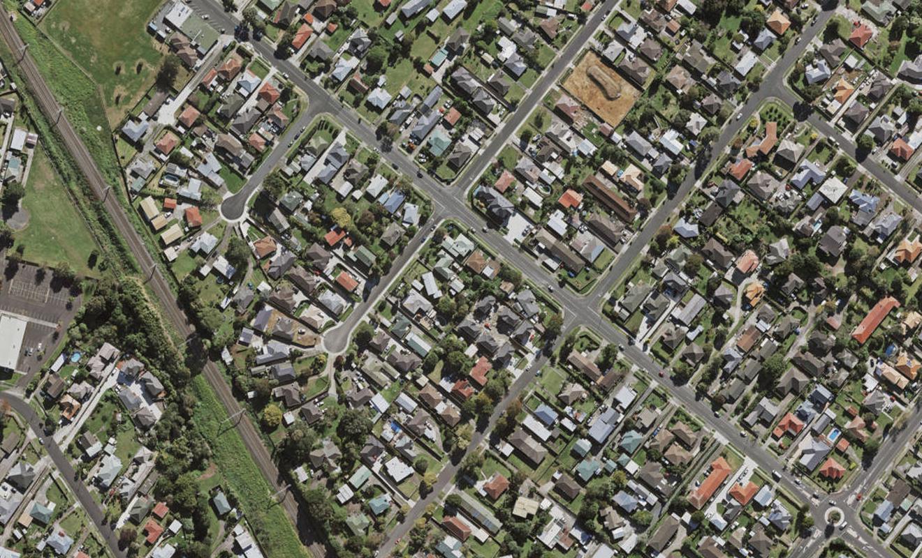4D Barrie Avenue, Papatoetoe, Auckland - Carousel 1