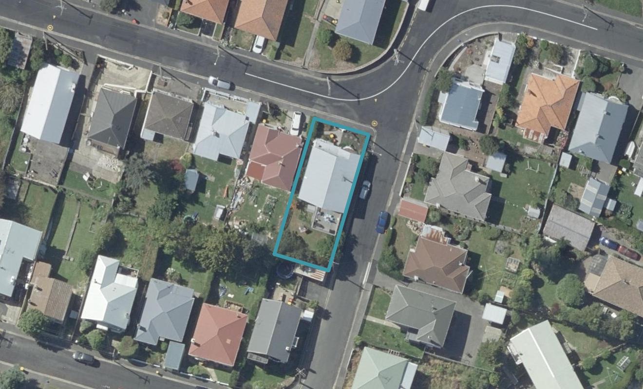 28 Forbes Street, Balaclava, Dunedin - Carousel 1