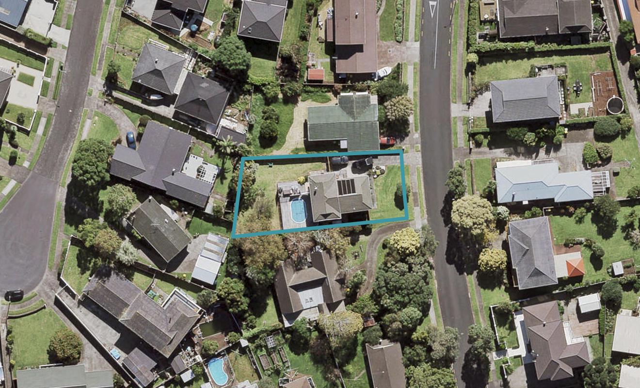 5 Yorkton Rise, Mangere Bridge, Auckland - Carousel 1