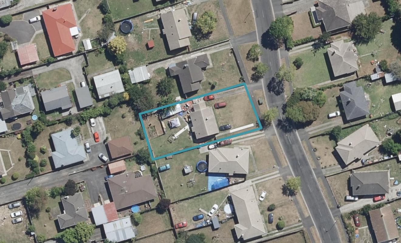 37 Sare Crescent, Fairfield, Hamilton - Carousel 1