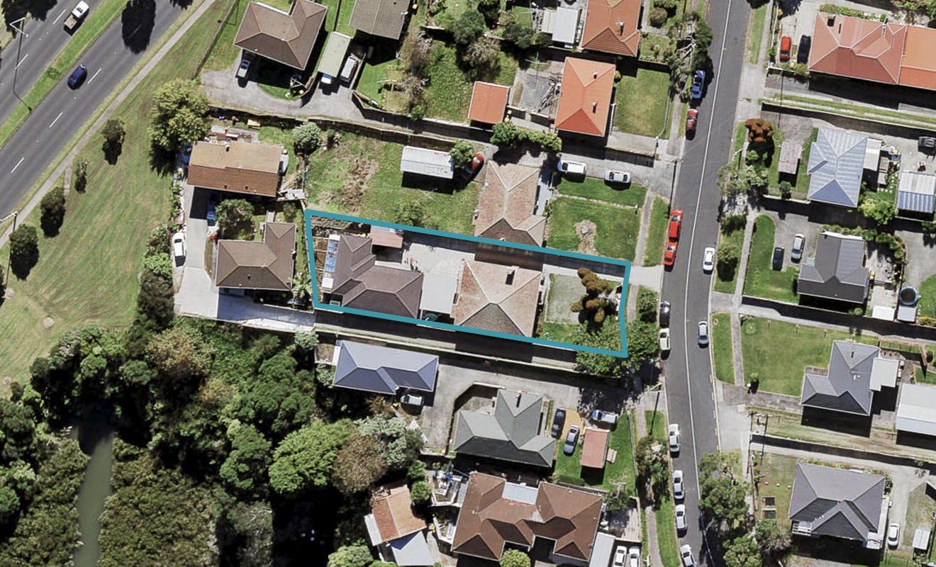 30 Reid Road, New Lynn, Auckland - Carousel 1