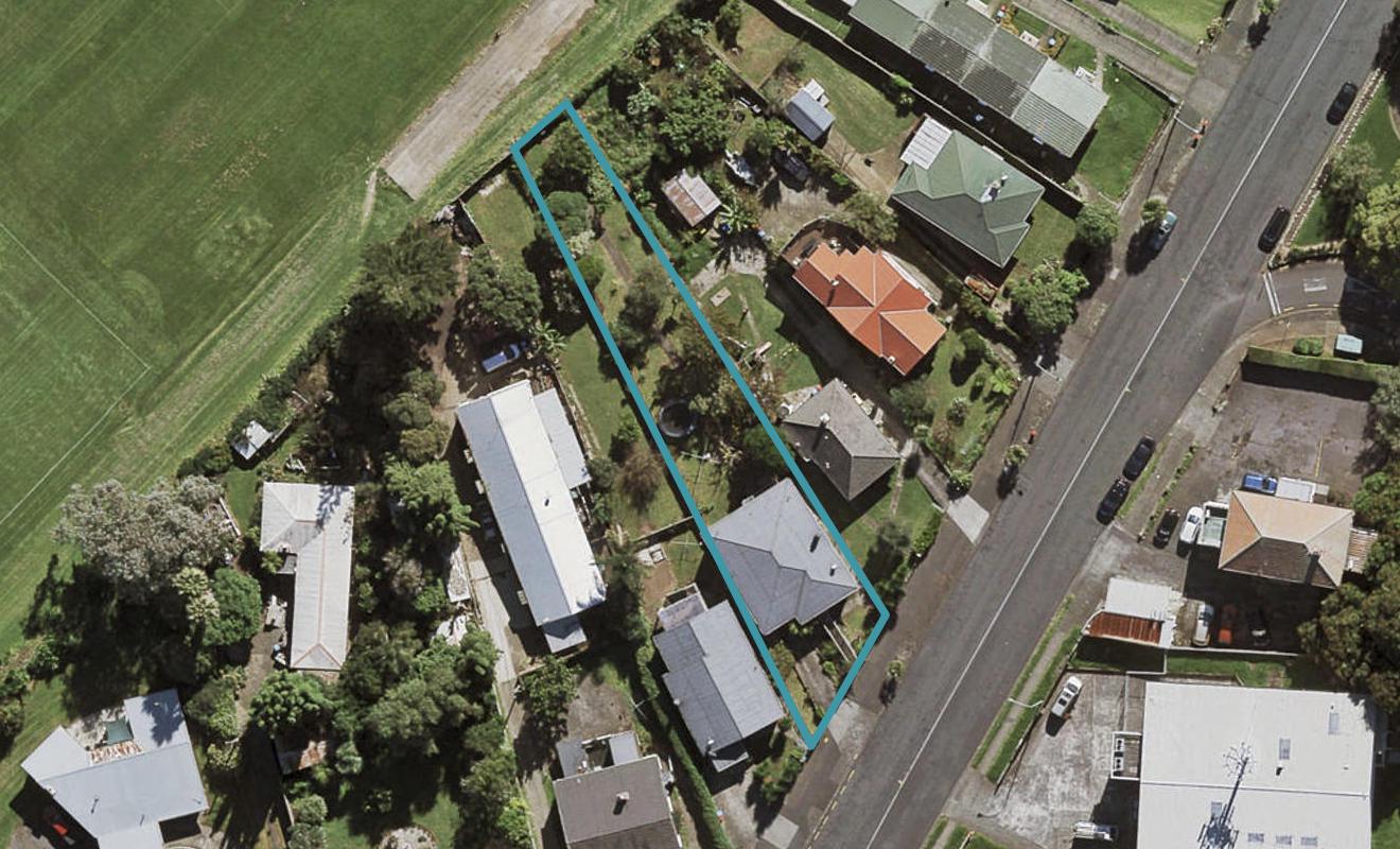 31 Piki Thompson Way, Otahuhu, Auckland - Carousel 1