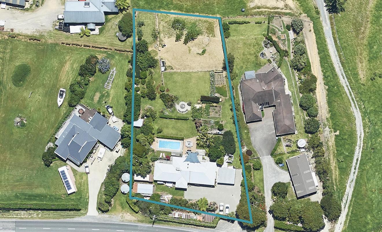 377 Kaitemako Road, Welcome Bay, Tauranga - Carousel 1