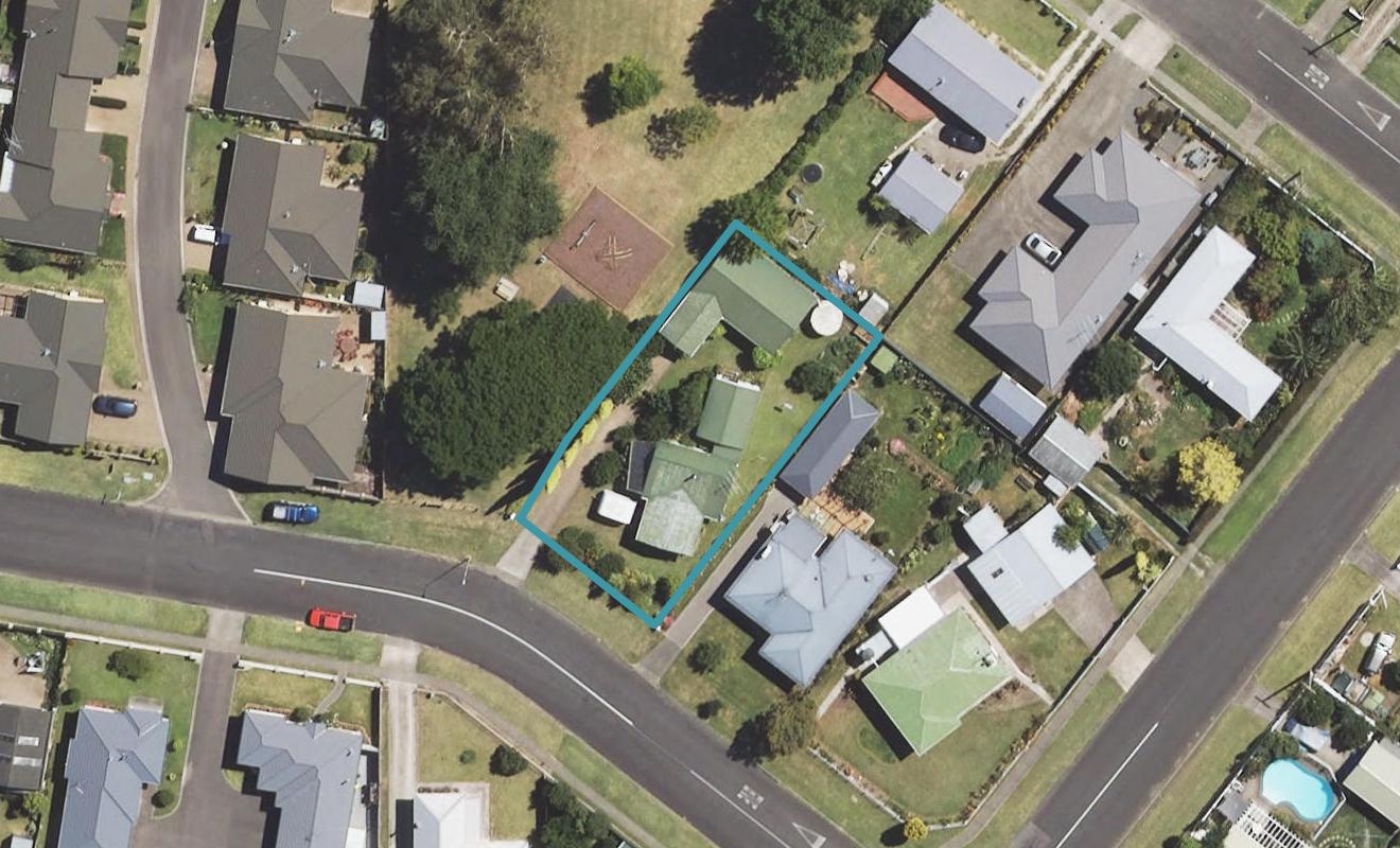 19 Emily Street, Riverdale, Gisborne - Carousel 1