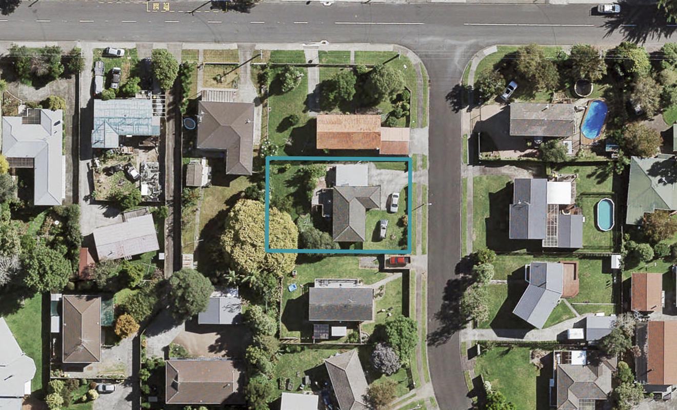 3 Leatham Crescent, Opaheke, Papakura - Carousel 1