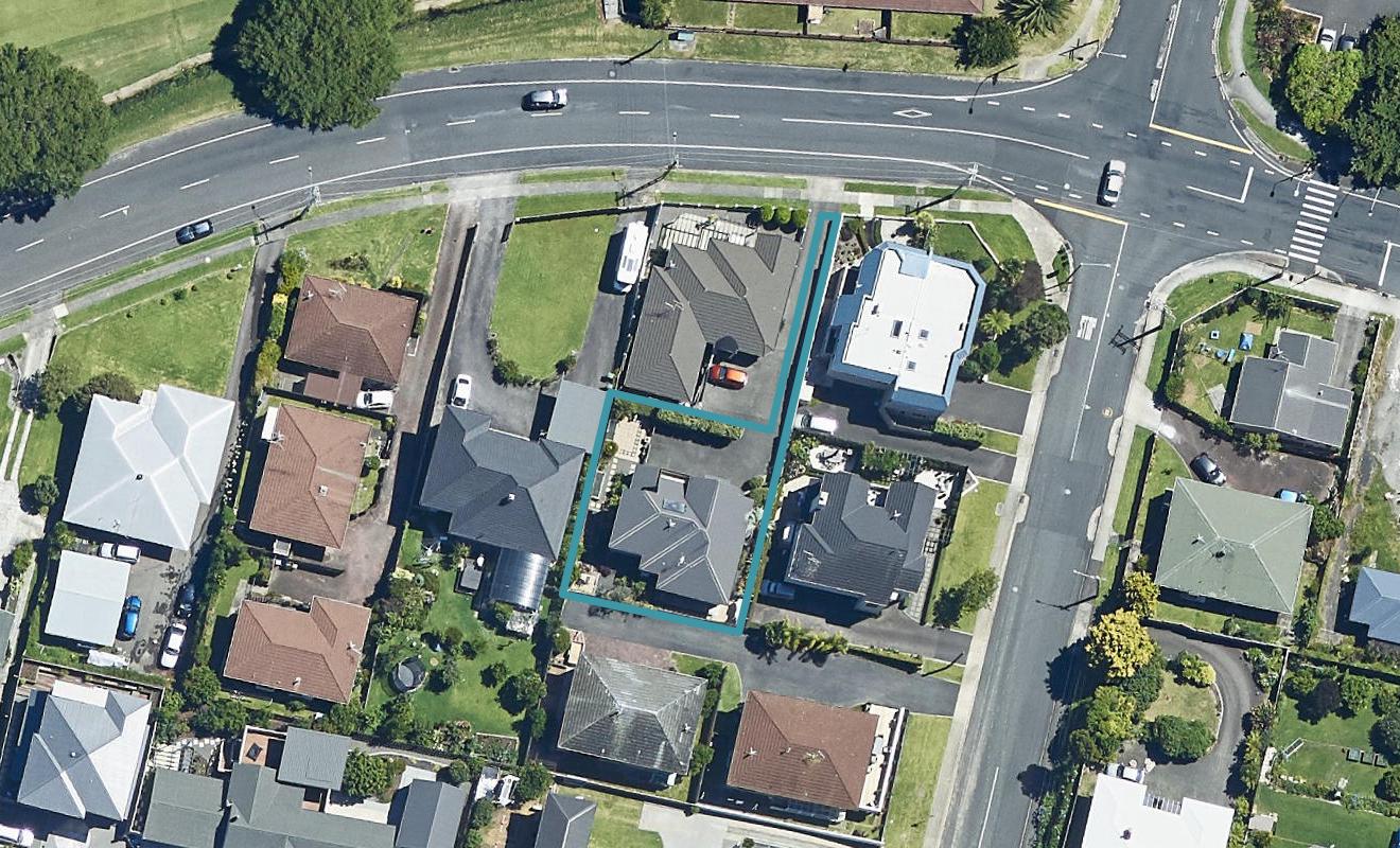 52B Vale Street, Otumoetai, Tauranga - Carousel 1