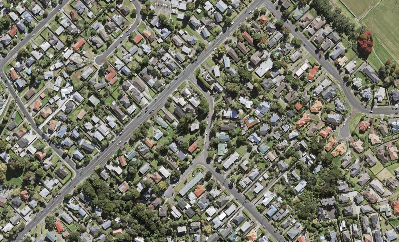 2/24 Beatrice Avenue, Hillcrest, Auckland - Carousel 1