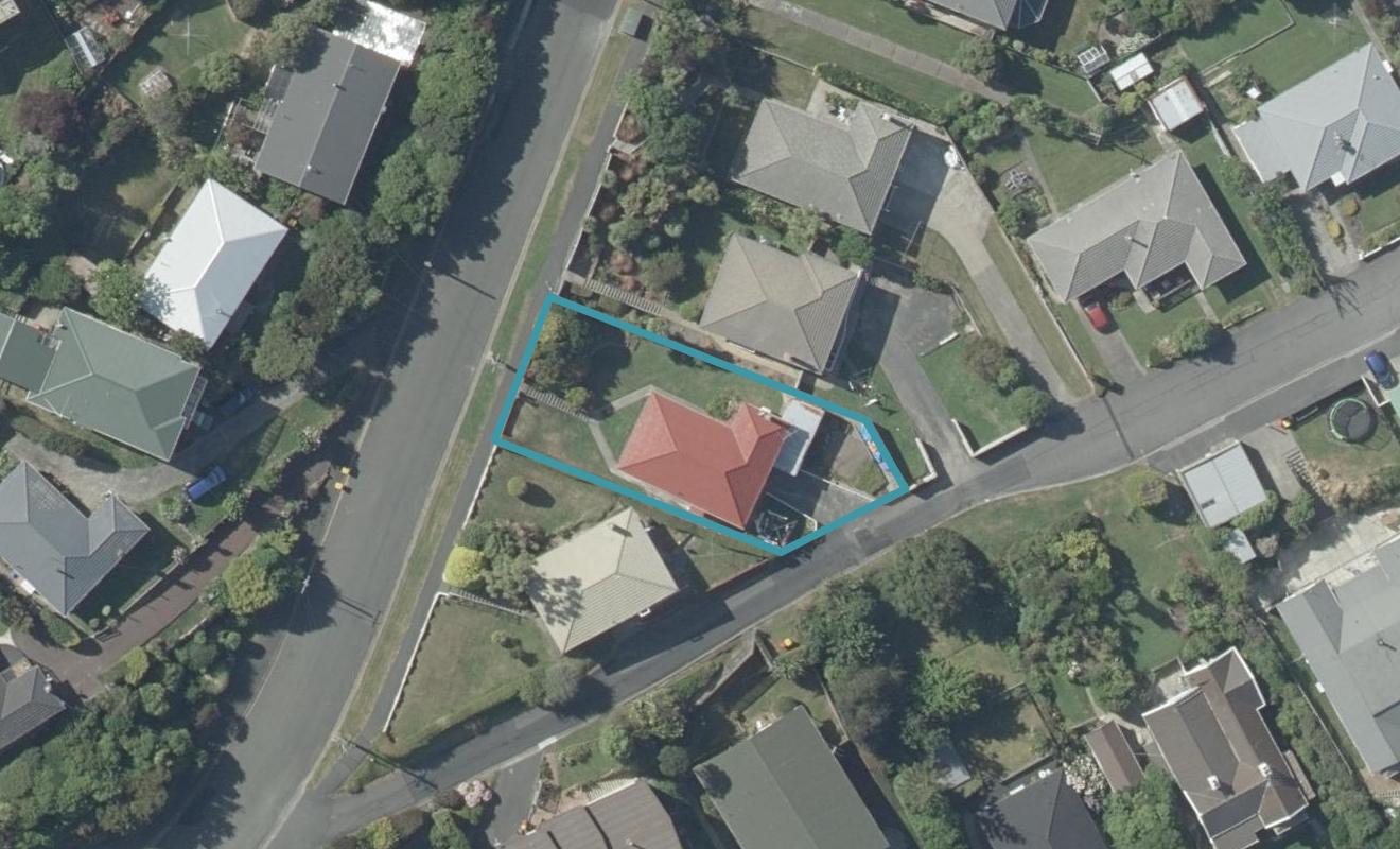 17 Seaview Terrace, Kew, Dunedin - Carousel 1
