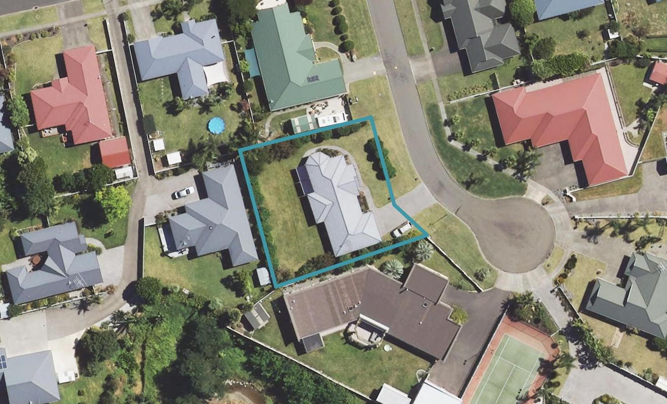 3 Claire Place, Lytton West, Gisborne - Carousel 1