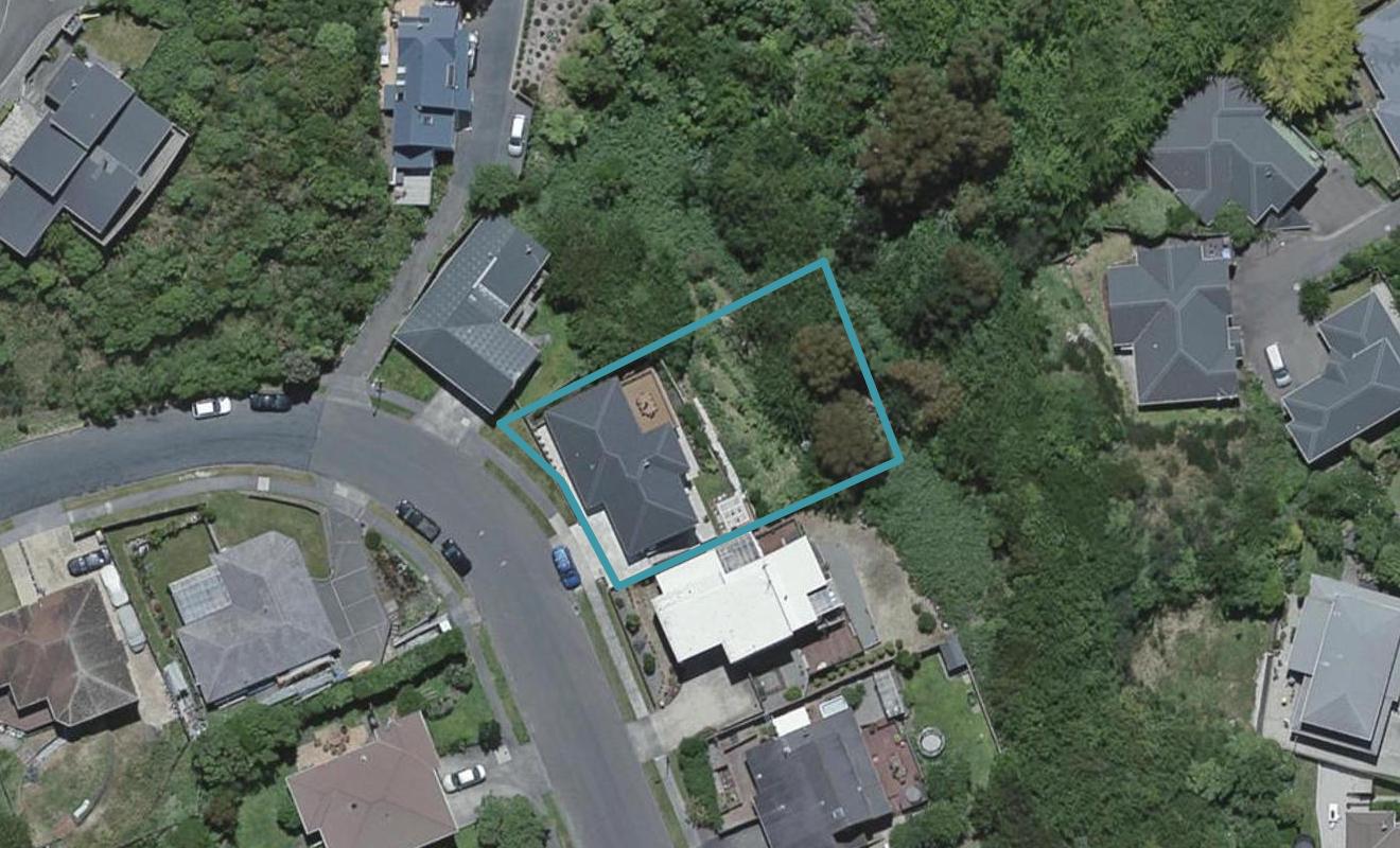 2 Chastudon Place, Tawa, Wellington - Carousel 1