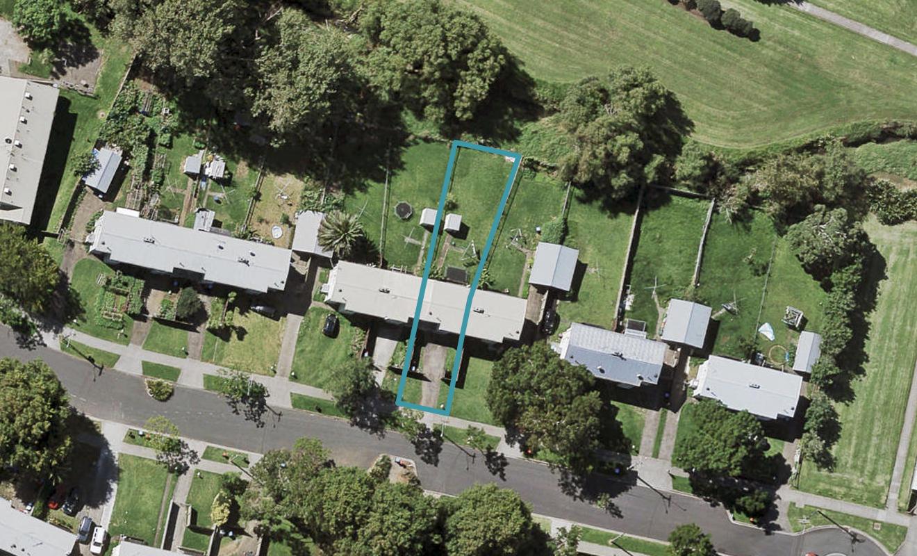 28 Maybury Street, Point England, Auckland - Carousel 1