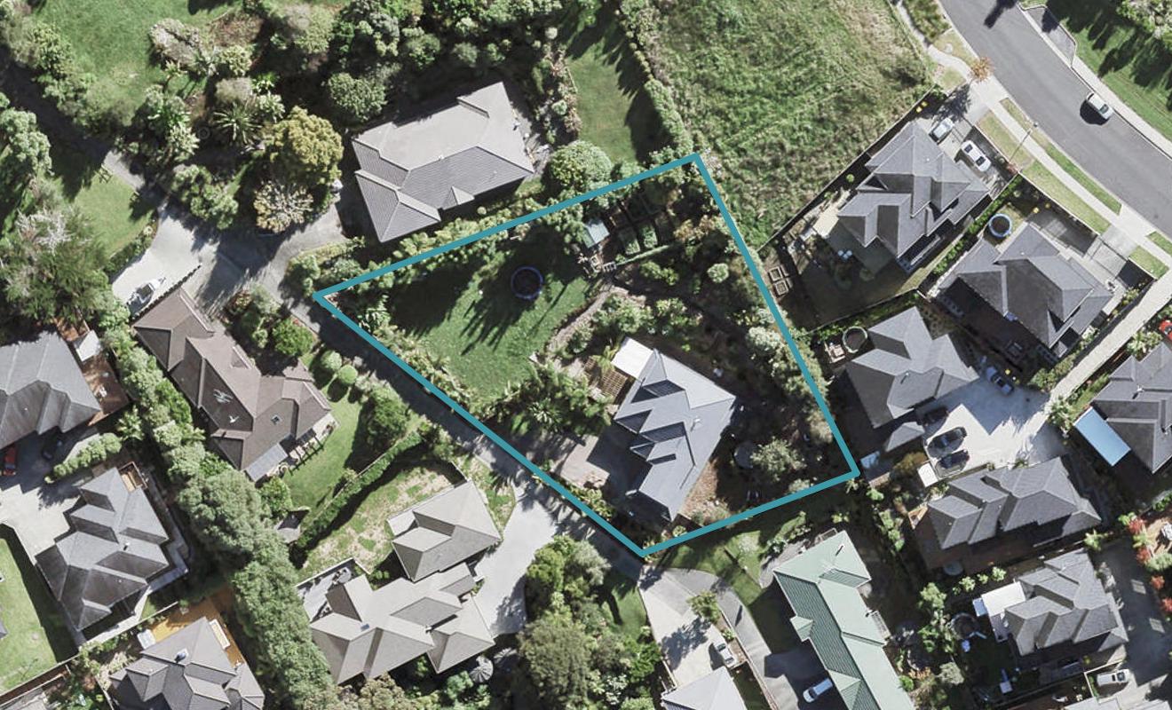 55B Lonely Track Road, Fairview Heights, Auckland - Carousel 1