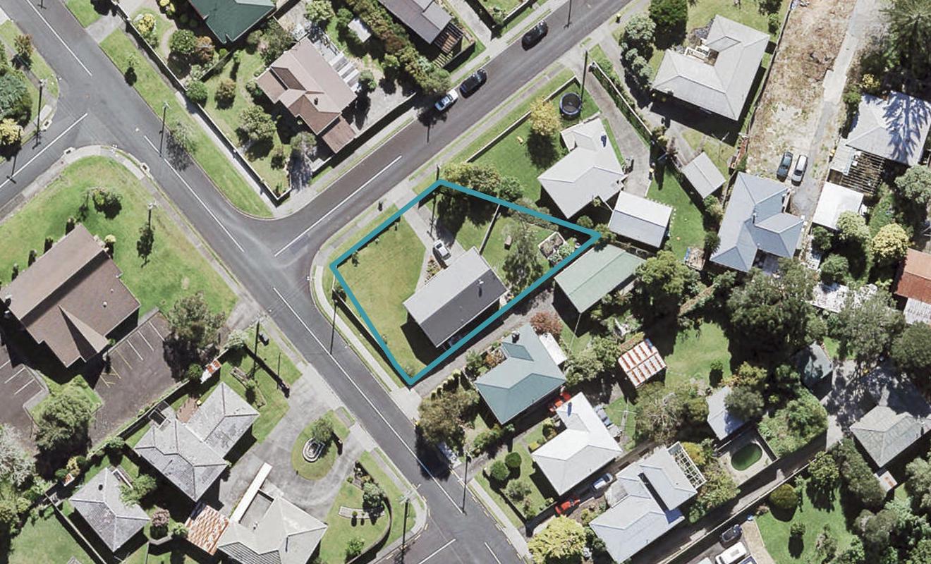 66 Willerton Avenue, New Lynn, Auckland - Carousel 1