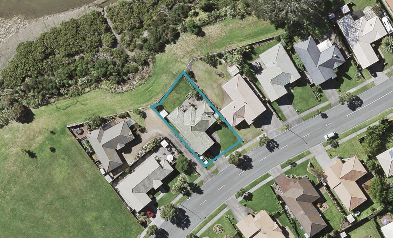 143 Burswood Drive, Burswood, Auckland - Carousel 1