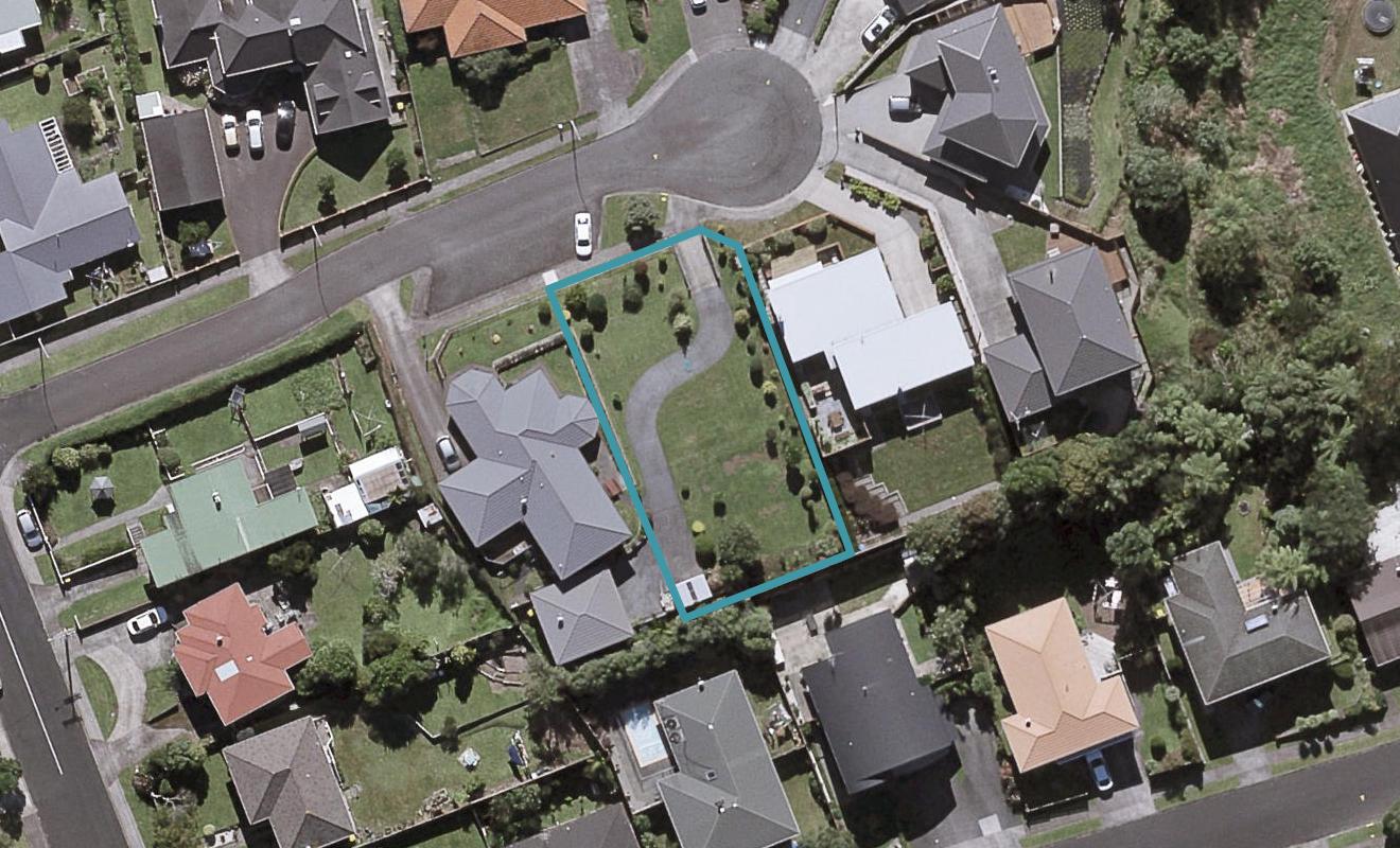 8 Lemont Place, Westown, New Plymouth - Carousel 1
