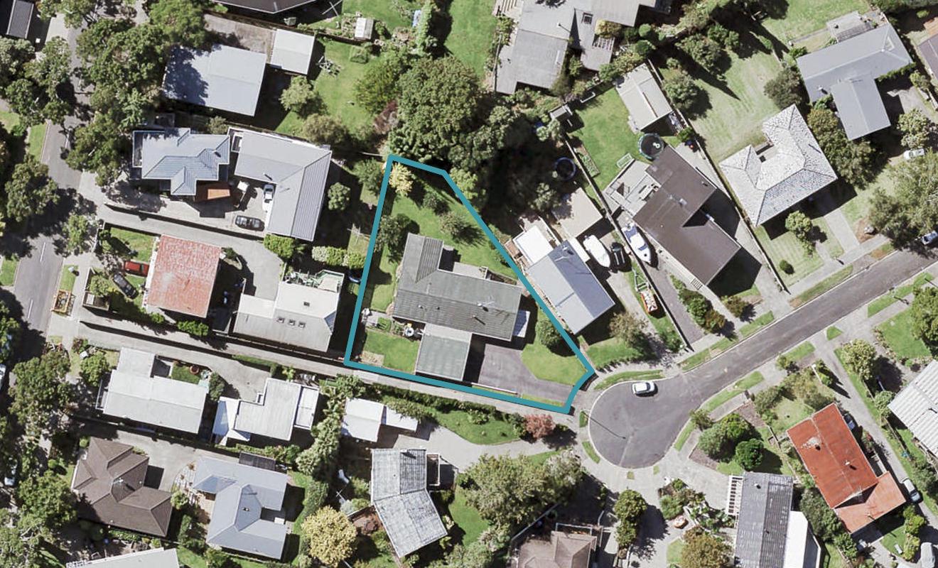 11 Granada Place, Glendowie, Auckland - Carousel 1