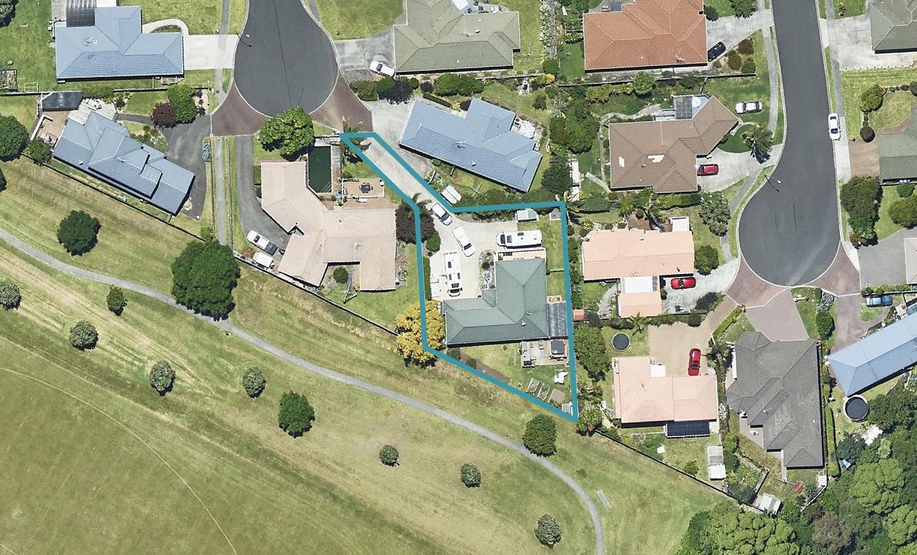 19 Cloverlea Walk, Welcome Bay, Tauranga - Carousel 1
