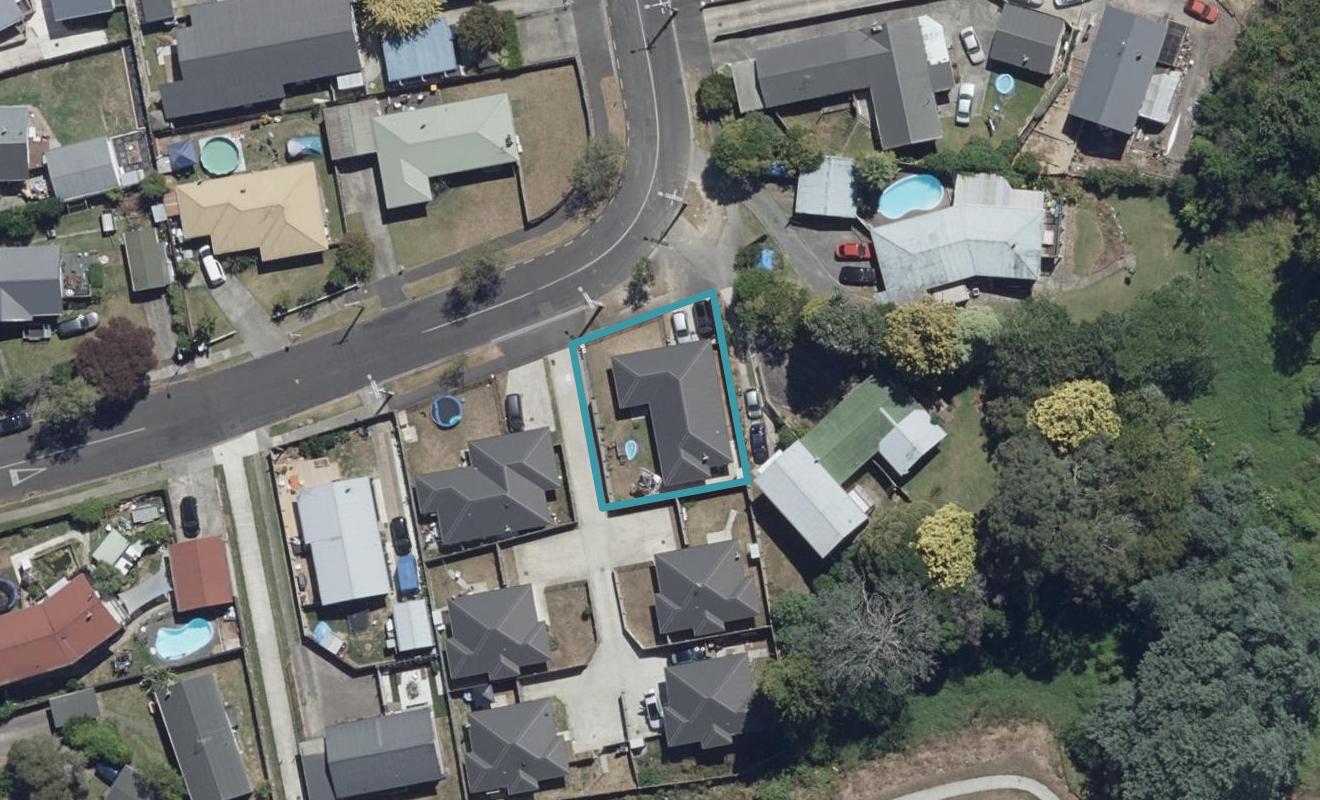 25A Anderson Road, Deanwell, Hamilton - Carousel 1