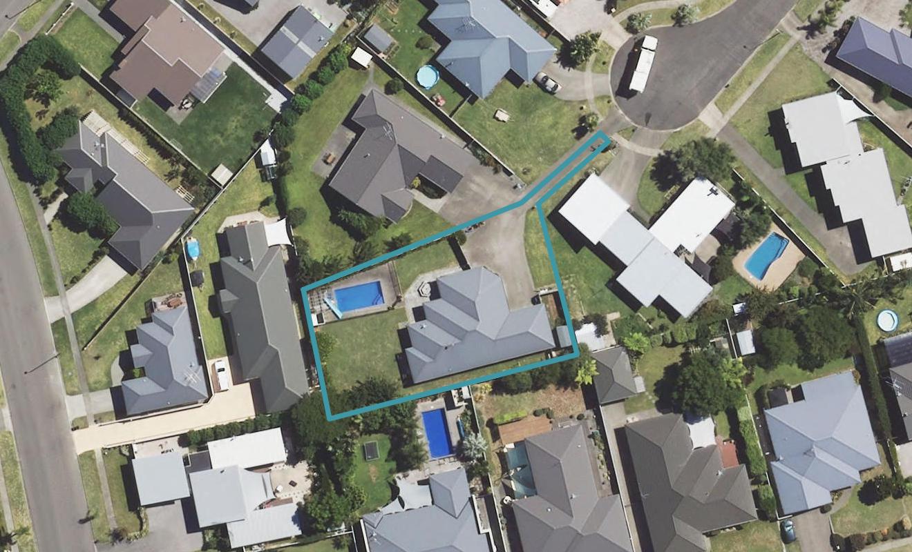16 Roger Street, Lytton West, Gisborne - Carousel 1