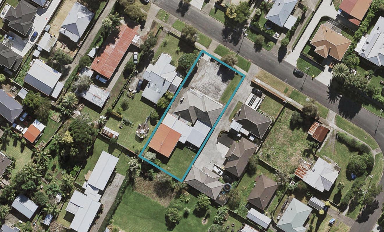 18 Viola Avenue, Mangere East, Auckland - Carousel 1