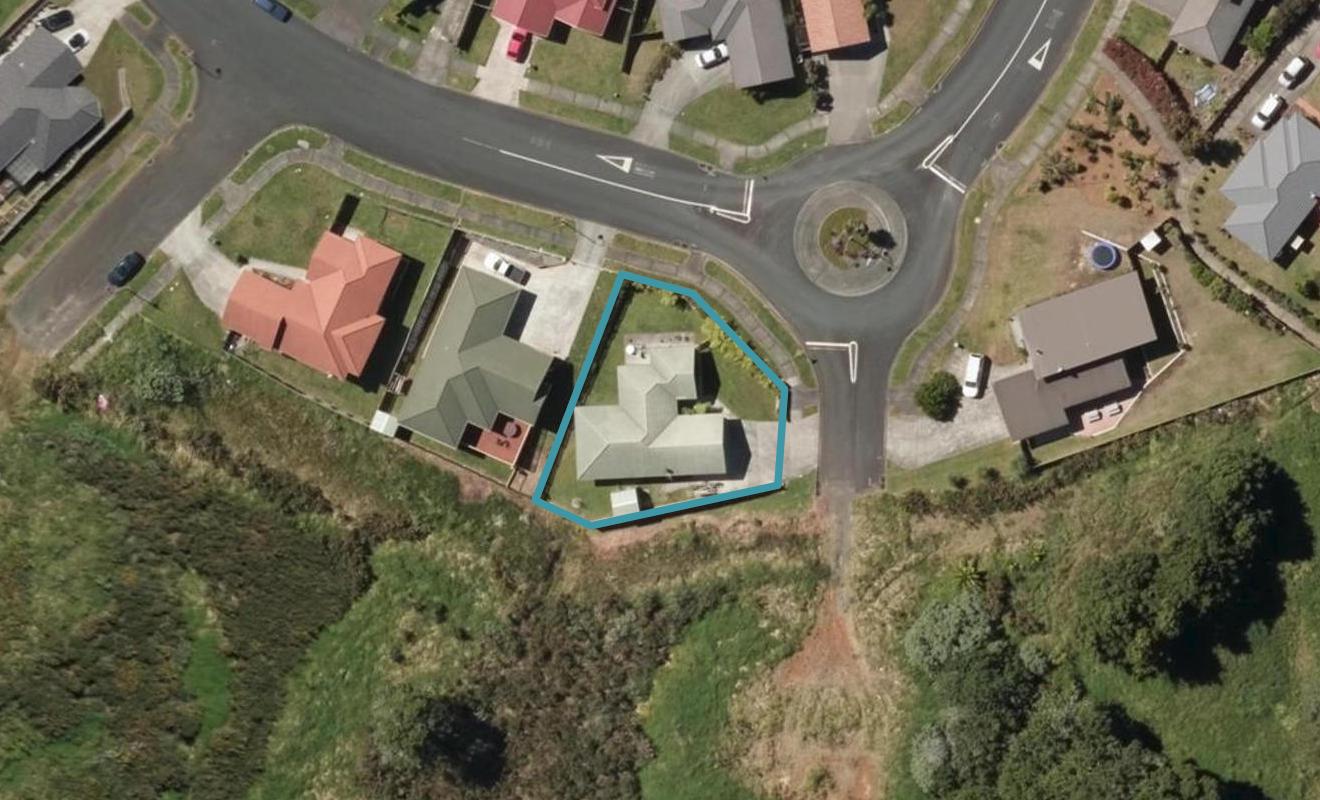 4 Royal St Annes Drive, Kamo, Whangarei - Carousel 1