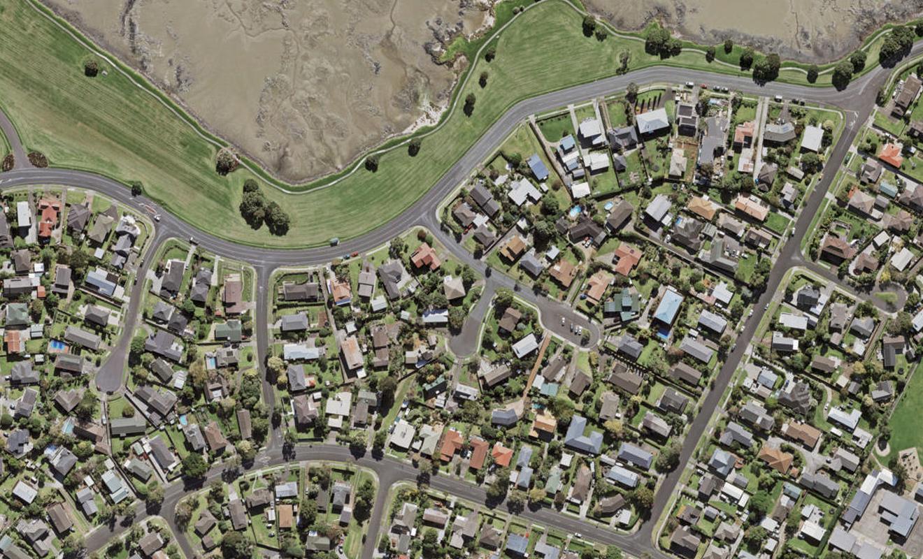 3 Chipping Dale, Mangere Bridge, Auckland - Carousel 1
