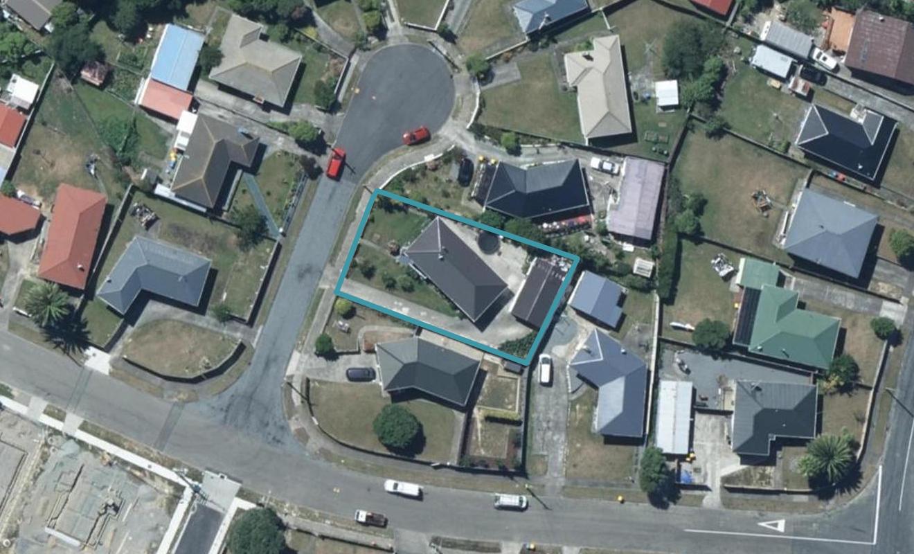 4 Birman Place, Cannons Creek, Porirua - Carousel 1