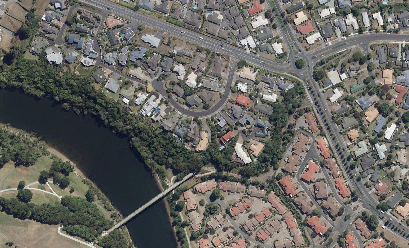 25 Munro Place, Flagstaff, Hamilton - Carousel 1